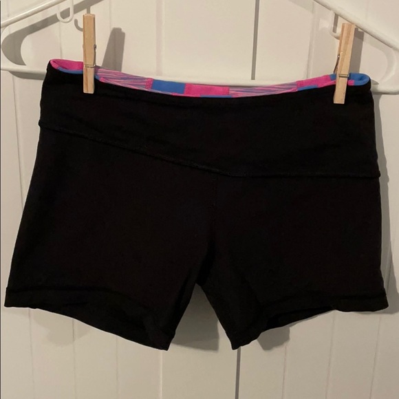 Ivivva Girls 12 Reversible Yoga Shorts Black Lulu - Picture 7 of 9